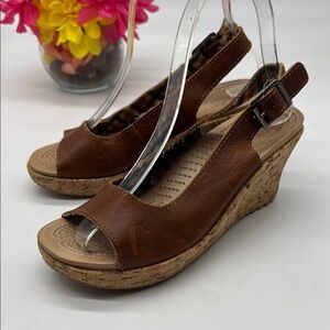 CROCS Brown Wedge Sandals with Slingback Cork Wedge Sz 6 CR7697C